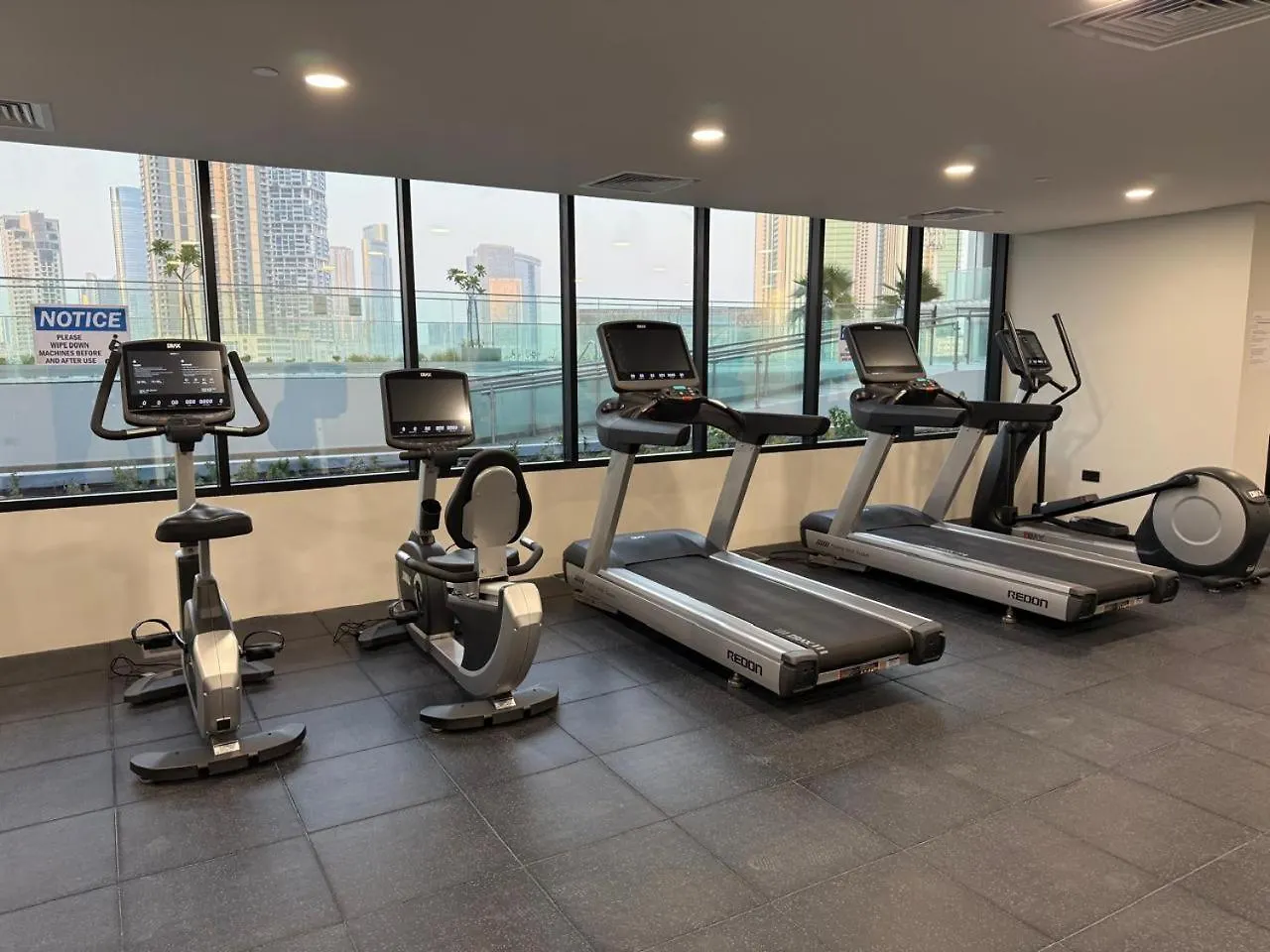 Central Stay Studio Apartment Near Cleveland And Abu Dhabi Mall 0*,  الإمارات العربية المتحدة